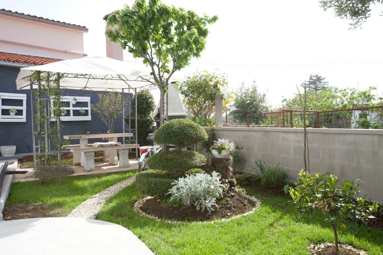 Apartment Ana 파자나 외부 사진