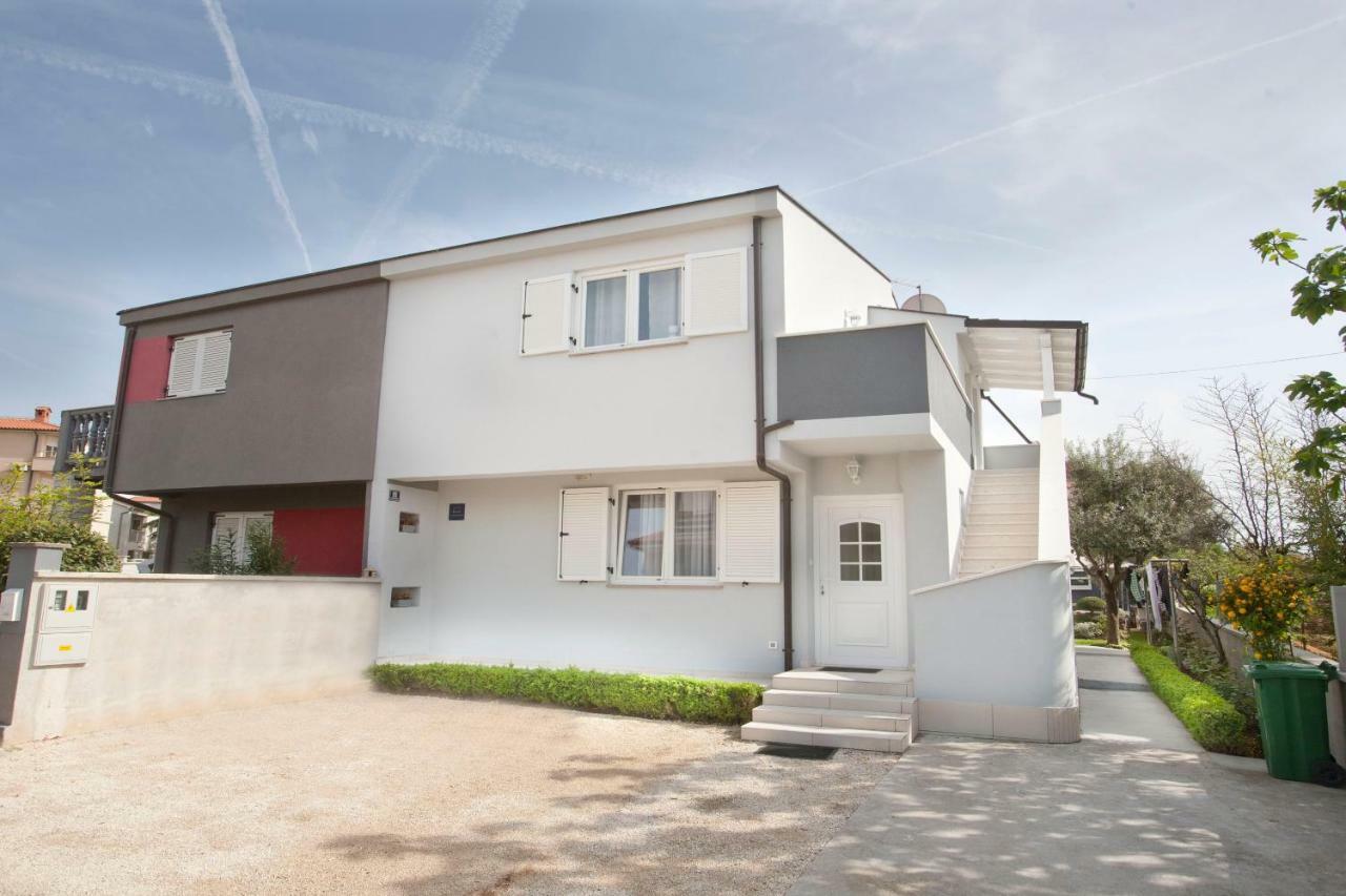 Apartment Ana 파자나 외부 사진